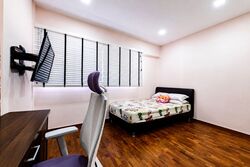 Blk 405 Hong Kah Court (Jurong West), HDB Executive #557729051